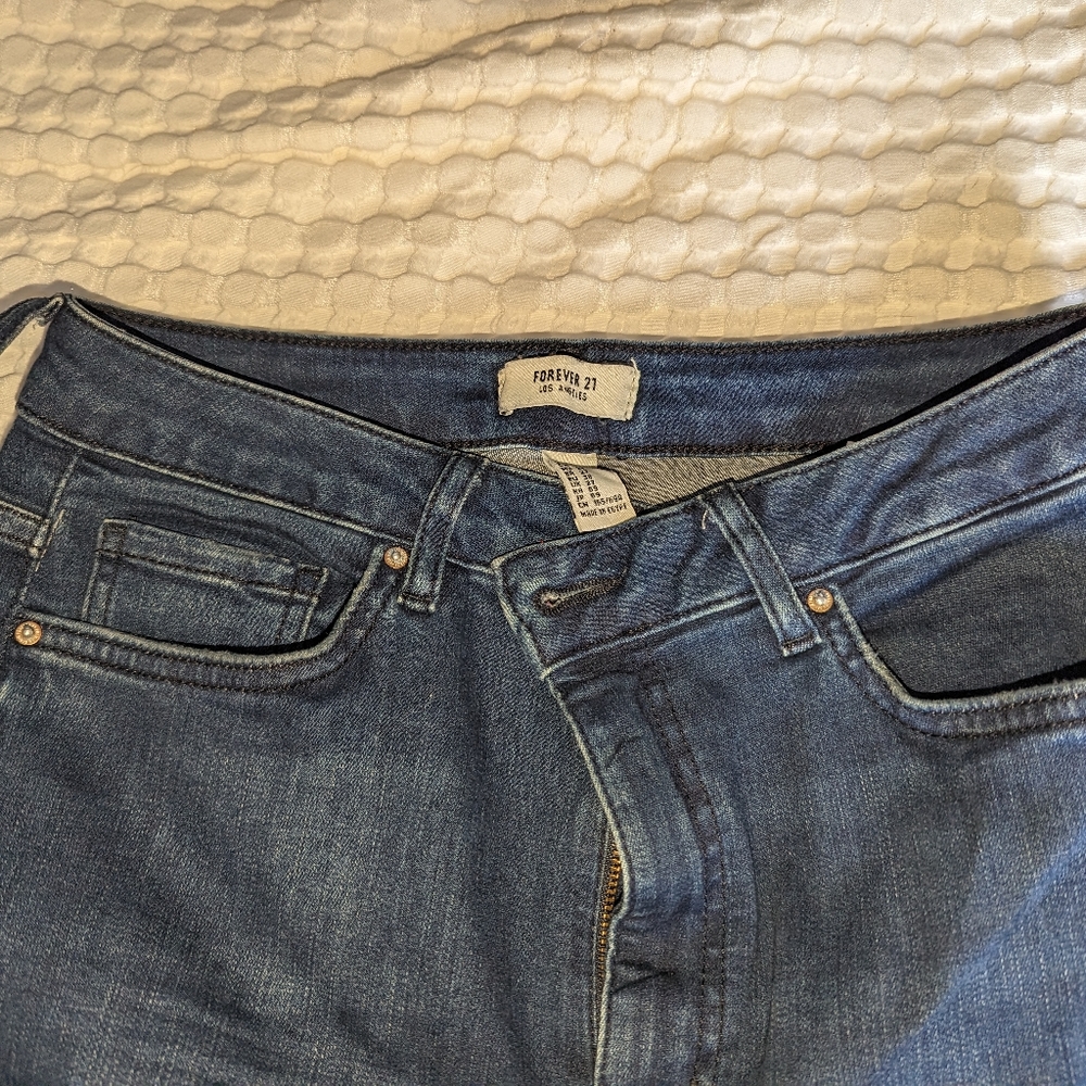 Forever 21 Low Rise Straight Jeans US 27 👖